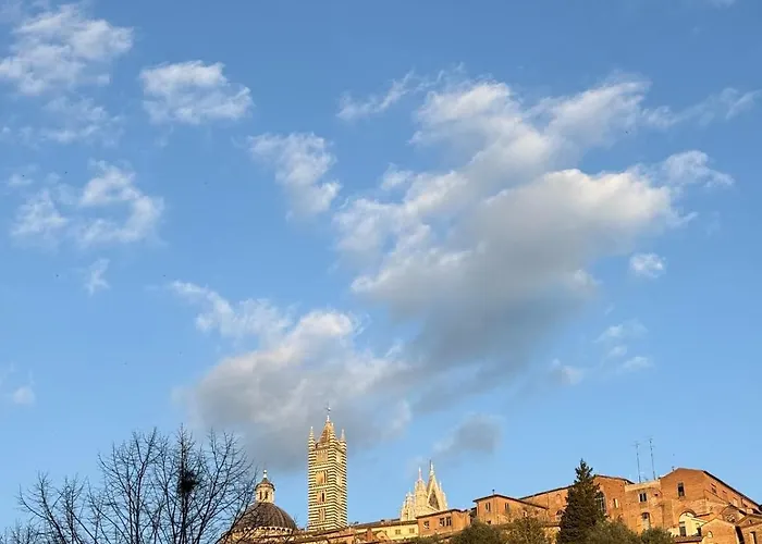 Casa Con Vista Sul Duomo, 400 M Da Piazza Del Campo Holiday home